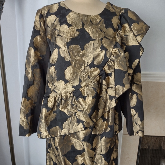 COPY - NWT Ashro 2pc Black and Gold Skirt Set Size 16 - Picture 7 of 16